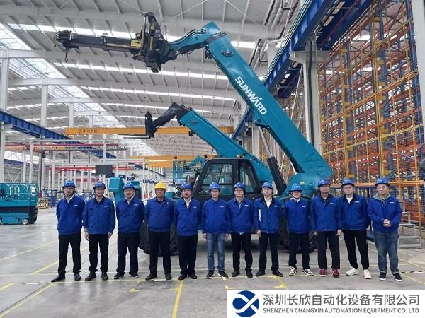 独家定制！山河智能油缸更换机器人顺利下线