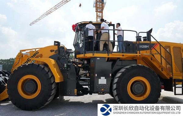 再获大单！钻石矿大客户到访柳工