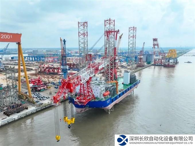 国内起重能力最大的自升自航式风电安装平台完成全程抬升拔桩试验