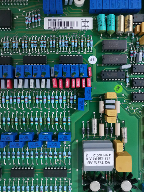 ABB	3HAB5760-1/06+1FK6083-6AZ21-9ZZ9-ZS01 工业自动化模块