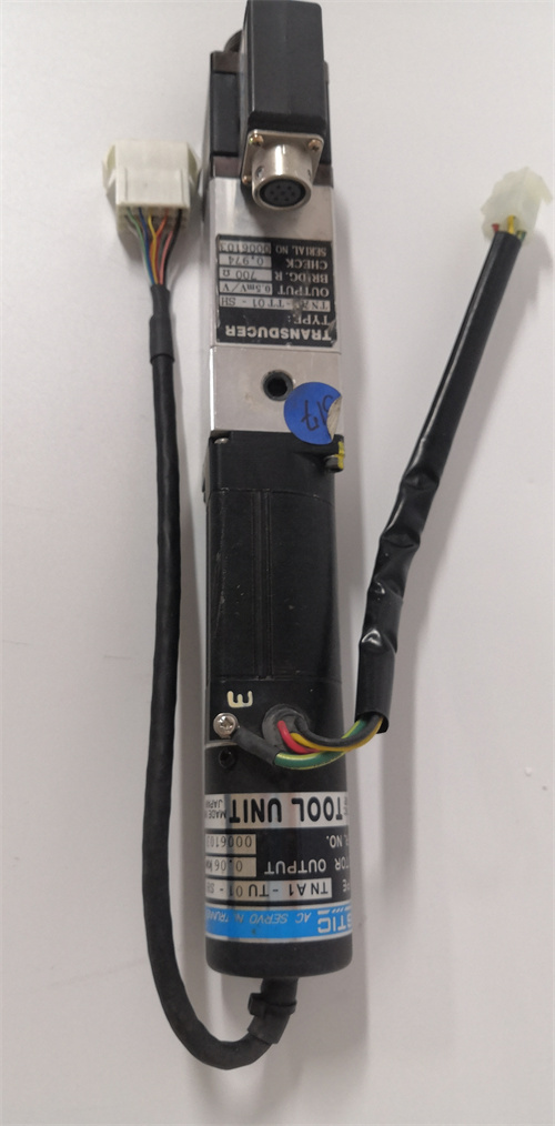 ABB	"SPNPM22电力监测和保护装置