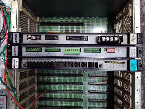 GE	IC755CSW07CDA工业控制器模块