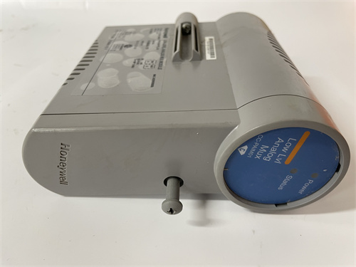 B&R	8AC110.60-2控制模块