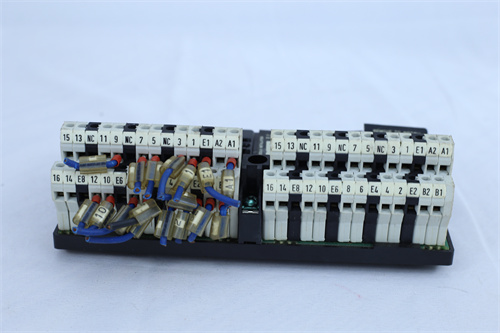 SCHNEIDER	140CPU67160C模拟输出模块