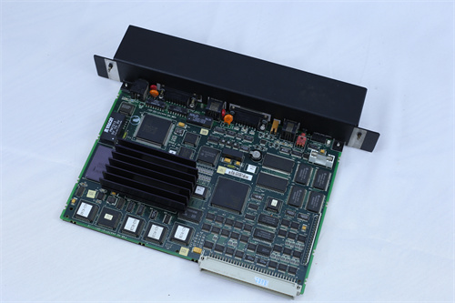 ABB	3HAB8101-18/09A模拟输出模块